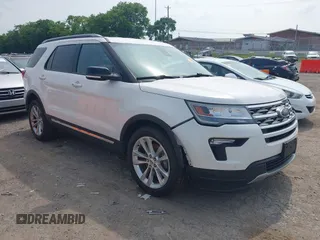 2018 Ford Explorer XLT с VIN 1FM5K7D87JGA23711, выставлен на аукционе IAAI как лот 42492146 с пробегом 139 564 миль миль и . История ставок и продаж доступна на DreamBid. Изображение 1.