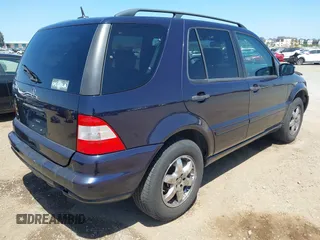 2003 Mercedes-Benz M 350 с VIN 4JGAB57E73A430678, выставлен на аукционе IAAI как лот 42268554 с пробегом 239 108 миль миль и . История ставок и продаж доступна на DreamBid. Изображение 4.