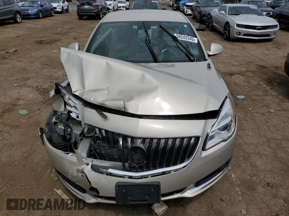 2016 Buick Regal z VIN 2G4GK5EX5G9132131, wystawiony jako Copart lot #58542545 z przebiegiem 111 717 mil mil oraz Czysty tytuł • Clean title. Historia ofert i sprzedaży dostępna na DreamBid. Obrazek 5.