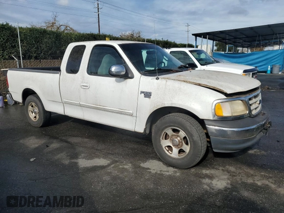 2000 Ford F-150 XL with VIN 1FTRX17L7YKA72919, listed as a Copart auction lot 42852475 with 133,377 mi miles and Clean Title. Bid and sale history available at carsss.com. Image 4.