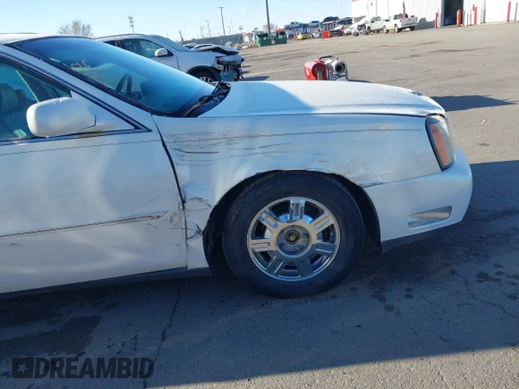 2005 Cadillac DeVille z VIN 1G6KD54Y25U235013, wystawiony jako IAAI lot #41819174 z przebiegiem 111 080 mil mil oraz . Historia ofert i sprzedaży dostępna na DreamBid. Obrazek 6.
