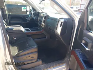 2015 GMC Sierra 1500 SLT with VIN 3GTU2VEJ8FG430051, listed as a IAAI auction lot 41208698 with 191,699 mi miles and . Bid and sale history available at DreamBid. Image 5.