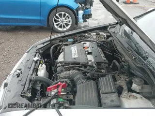 2004 Honda Accord LX z VIN 3HGCM56304G706114, wystawiony jako IAAI lot #43564218 z przebiegiem 259 393 mil mil oraz . Historia ofert i sprzedaży dostępna na DreamBid. Obrazek 15.