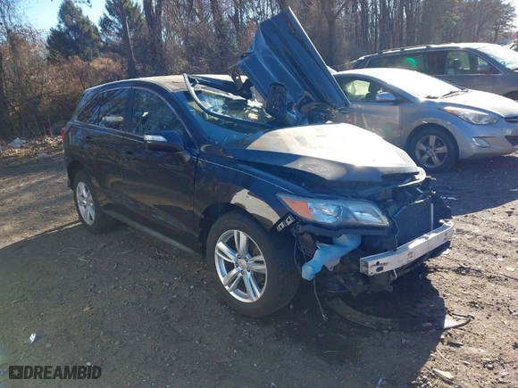 2014 Acura RDX Tech Pkg with VIN 5J8TB4H58EL021376, listed as a IAAI auction lot 41304197 with 189,378 mi miles. Bid and sale history available at carsss.com. Image 1.