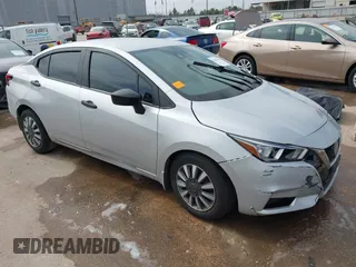 2021 Nissan Versa S with VIN 3N1CN8DV9ML925147, listed as a IAAI auction lot 41526337 with 72,495 mi miles. Bid and sale history available at carsss.com. Image 1.