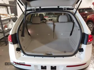 2013 Lincoln MKX with VIN 2LMDJ8JK4DBL60499, listed as a IAAI auction lot 41816339 with 132,061 mi miles. Bid and sale history available at carsss.com. Image 18.