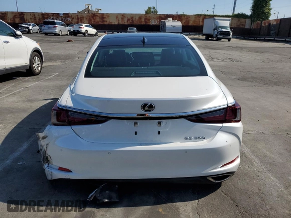 2022 Lexus ES 350 z VIN 58ADZ1B16NU125205, wystawiony jako Copart lot #55099155 z przebiegiem 49 532 mil mil oraz Szkoda całkowita • Salvage title. Historia ofert i sprzedaży dostępna na DreamBid. Obrazek 6.