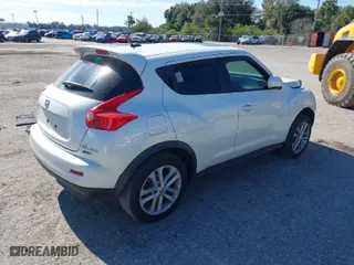 2013 Nissan Juke S with VIN JN8AF5MV6DT230561, listed as a IAAI auction lot 41345733 with 102,044 mi miles. Bid and sale history available at carsss.com. Image 4.