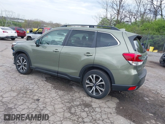 2019 Subaru Forester Limited with VIN JF2SKASC6KH431965, listed as a IAAI auction lot 42000207 with 31,496 mi miles. Bid and sale history available at carsss.com. Image 3.