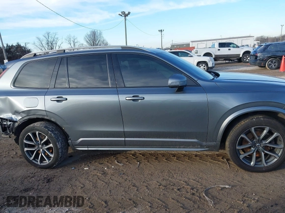 2019 Volvo XC90 Momentum with VIN YV4102PK0K1419547, listed as a IAAI auction lot 41501474 with 39,227 mi miles. Bid and sale history available at carsss.com. Image 13.