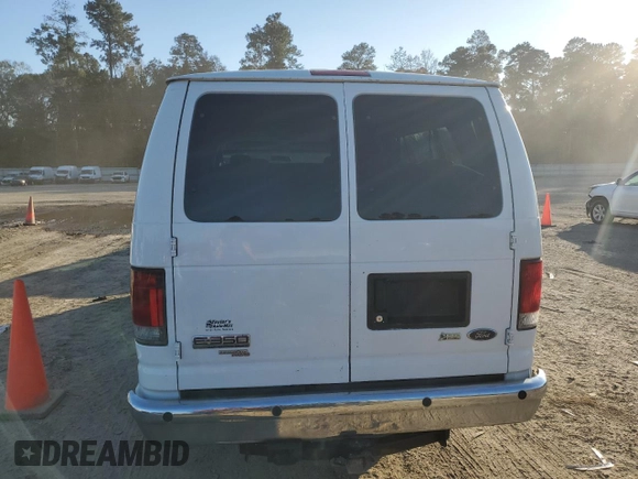 2013 Ford Econoline Passenger XL with VIN 1FBSS3BLXDDA77277, listed as a Copart auction lot 86483254 with 72,030 mi miles and Clean Title. Bid and sale history available at DreamBid. Image 6.