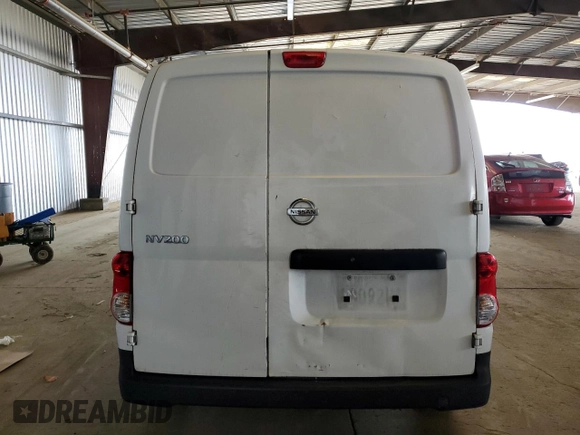 2015 Nissan NV200 SV z VIN 3N6CM0KN6FK698302, wystawiony jako Copart lot #54595845 z przebiegiem 187 416 mil mil oraz Czysty tytuł • Clean title. Historia ofert i sprzedaży dostępna na DreamBid. Obrazek 6.