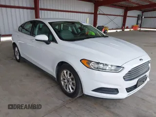 2016 Ford Fusion S z VIN 3FA6P0G72GR227201, wystawiony jako IAAI lot #41919951 z przebiegiem 192 679 mil mil oraz . Historia ofert i sprzedaży dostępna na DreamBid. Obrazek 1.