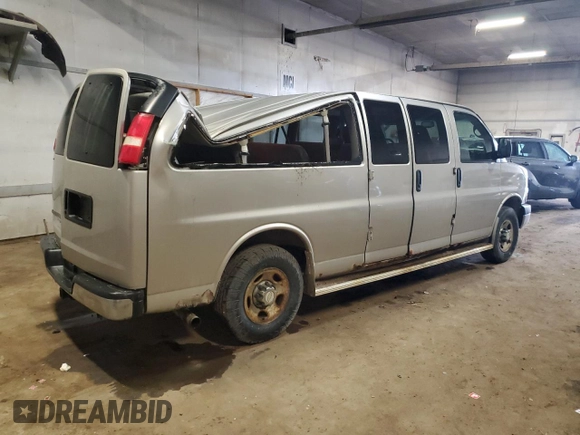 2007 Chevrolet Express Passenger with VIN 1GAHG39U171117105, listed as a Copart auction lot 56726265 with 264,871 mi miles and Clean title. Bid and sale history available at DreamBid. Image 3.