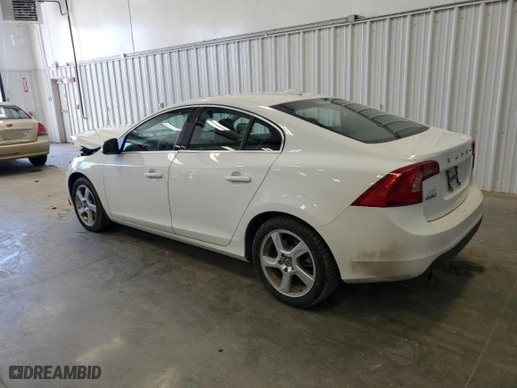 2012 Volvo S60 T5 with VIN YV1622FS6C2093764, listed as a Copart auction lot 50685645 with 182,372 mi miles and Salvage Title. Bid and sale history available at carsss.com. Image 2.