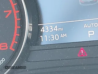 2024 Audi Q5 Premium z VIN WA1ABAFY2R2142122, wystawiony jako IAAI lot #41848621 z przebiegiem 4 334 mil mil oraz . Historia ofert i sprzedaży dostępna na DreamBid. Obrazek 15.