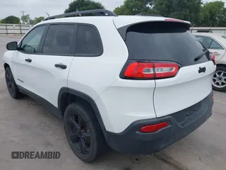 2017 Jeep Cherokee Sport with VIN 1C4PJLAB4HW619593, listed as a IAAI auction lot 42177037 with 113,674 mi miles and . Bid and sale history available at DreamBid. Image 3.