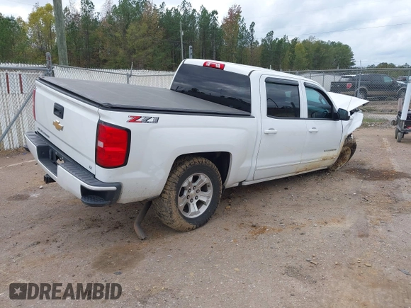 2018 Chevrolet Silverado 1500 LT with VIN 3GCUKREC3JG375591, listed as a IAAI auction lot 40887974 with 72,453 mi miles. Bid and sale history available at carsss.com. Image 4.