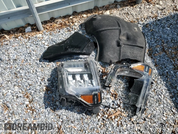 2020 GMC Sierra 2500HD AT4 z VIN 1GT49PEY0LF116721, wystawiony jako Copart lot #55970715 z przebiegiem 45 597 mil mil oraz Szkoda całkowita • Salvage title. Historia ofert i sprzedaży dostępna na DreamBid. Obrazek 12.