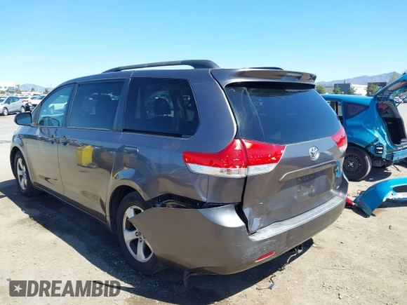 2011 Toyota Sienna LE AAS with VIN 5TDKK3DC0BS055346, listed as a IAAI auction lot 41834715 with 124,847 mi miles. Bid and sale history available at carsss.com. Image 6.