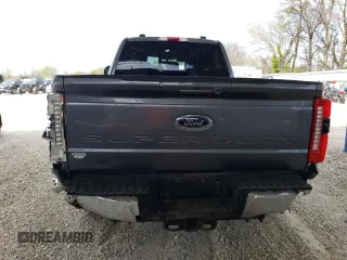 2024 Ford F-250 XL z VIN 1FT8W2BT7RED61911, wystawiony jako Copart lot #52727725 z przebiegiem 32 150 mil mil oraz Szkoda całkowita • Salvage title. Historia ofert i sprzedaży dostępna na DreamBid. Obrazek 6.