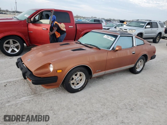 1981 Datsun 280ZX z VIN JN1HZ04SXBX259192, wystawiony jako Copart lot #77847764 z przebiegiem 91 619 mil mil oraz Szkody całkowita. Historia ofert i sprzedaży dostępna na DreamBid. Obrazek 1.
