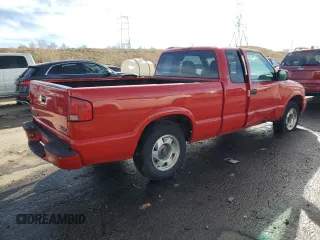 2000 GMC Sonoma SLS w/1SF Pkg with VIN 1GTCS1952Y8291772, listed as a Copart auction lot 83976484 with 127,849 mi miles and Salvage Title. Bid and sale history available at carsss.com. Image 3.