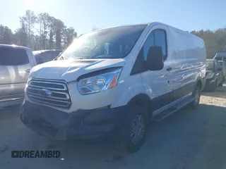 2017 Ford Transit z VIN 1FTYR1YM2HKB11090, wystawiony jako IAAI lot #41664444 z przebiegiem 82 959 mil mil oraz . Historia ofert i sprzedaży dostępna na DreamBid. Obrazek 2.