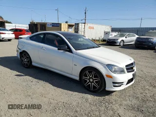 2013 Mercedes-Benz C 250 with VIN WDDGJ4HB1DF969971, listed as a Copart auction lot 54003775 with 86,383 mi miles and Salvage Title. Bid and sale history available at DreamBid. Image 4.