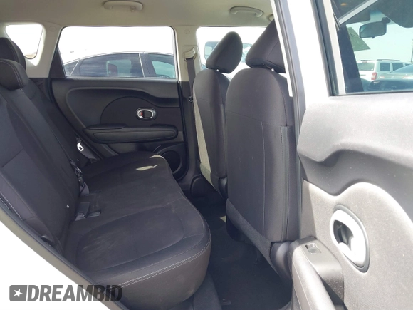 2016 Kia Soul with VIN KNDJN2A20G7275029, listed as a IAAI auction lot 41691550 with 83,416 mi miles. Bid and sale history available at carsss.com. Image 8.
