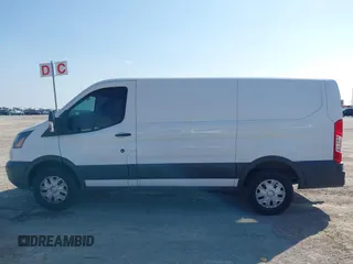 2016 Ford Transit Cargo z VIN 1FTYR1YMXGKB54607, wystawiony jako IAAI lot #41521237 z przebiegiem 195 851 mil mil oraz . Historia ofert i sprzedaży dostępna na DreamBid. Obrazek 14.