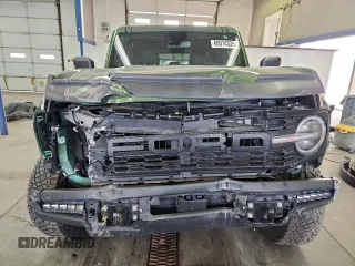 2023 Ford Bronco z VIN 1FMEE5DP9PLB54433, wystawiony jako Copart lot #60074335 z przebiegiem 23 709 mil mil oraz Szkoda całkowita • Salvage title. Historia ofert i sprzedaży dostępna na DreamBid. Obrazek 5.
