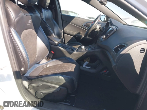 2015 Chrysler 200 S with VIN 1C3CCCBG9FN756958, listed as a IAAI auction lot 38759616 with 81,449 mi miles and . Bid and sale history available at carsss.com. Image 5.