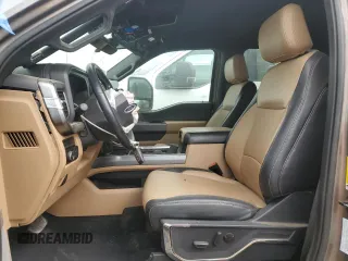 2023 Ford F-350 XL z VIN 1FT8W3BM1PEC98851, wystawiony jako Copart lot #55077865 z przebiegiem 39 819 mil mil oraz Szkoda całkowita • Salvage title. Historia ofert i sprzedaży dostępna na DreamBid. Obrazek 7.