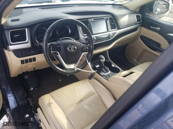 2014 Toyota Highlander XLE with VIN 5TDJKRFH6ES058215, listed as a Copart auction lot 44928525 with 0 mi miles and Clean Title. Bid and sale history available at carsss.com. Image 8.