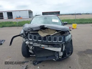 2017 Jeep Compass Limited z VIN 3C4NJDCB3HT680126, wystawiony jako IAAI lot #42556868 z przebiegiem 88 369 mil mil oraz . Historia ofert i sprzedaży dostępna na DreamBid. Obrazek 12.