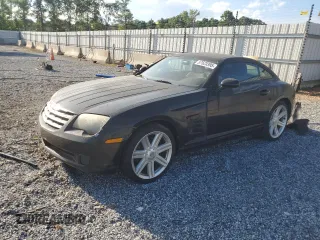 2006 Chrysler Crossfire z VIN 1C3AN59L86X062301, wystawiony jako Copart lot #57523395 z przebiegiem 277 586 mil mil oraz Tytuł czysty. Historia ofert i sprzedaży dostępna na DreamBid. Obrazek 1.