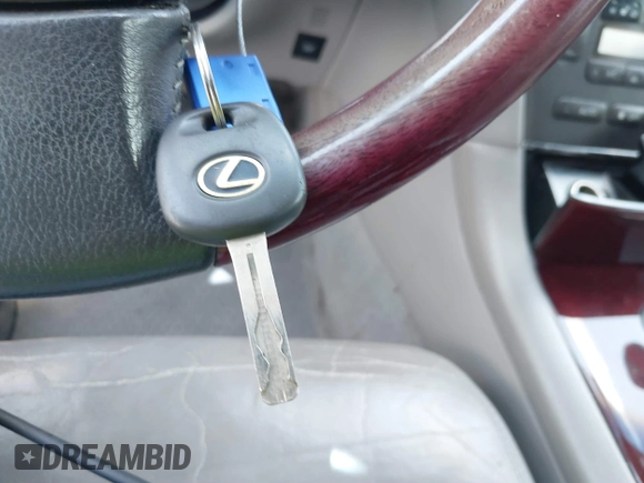 2004 Lexus ES 350 with VIN JTHBA30G645013279, listed as a IAAI auction lot 39849383 with 217,632 mi miles and . Bid and sale history available at DreamBid. Image 11.