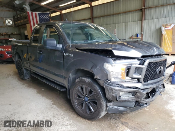 2020 Ford F-150 XL z VIN 1FTFX1E44LFB06475, wystawiony jako Copart lot #64929845 z przebiegiem 106 537 mil mil oraz Szkoda całkowita • Salvage title. Historia ofert i sprzedaży dostępna na DreamBid. Obrazek 4.