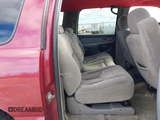 2004 Chevrolet Suburban LT with VIN 1GNFK16T94J278611, listed as a IAAI auction lot 40818506 with 168,474 mi miles. Bid and sale history available at carsss.com. Image 8.