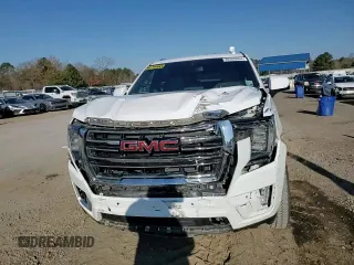 2021 GMC Yukon XL SLT with VIN 1GKS1GKD3MR317310, listed as a Copart auction lot 86369064 with 131,881 mi miles and Salvage Title. Bid and sale history available at carsss.com. Image 12.