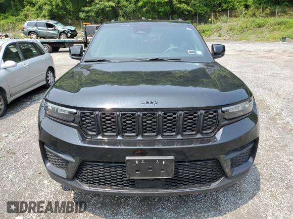 2024 Jeep Grand Cherokee Altitude with VIN 1C4RJHAG4RC681922, listed as a Copart auction lot 59997195 with 12,042 mi miles and Salvage title. Bid and sale history available at DreamBid. Image 5.