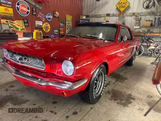 1965 Ford Mustang z VIN 5F07T604850, wystawiony jako Copart lot #41911735 z przebiegiem 47 461 mil mil oraz Czysty tytuł • Clean title. Historia ofert i sprzedaży dostępna na DreamBid. Obrazek 2.