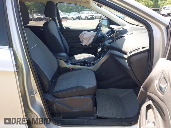 2014 Ford Escape SE with VIN 1FMCU9GX8EUA88526, listed as a IAAI auction lot 42578612 with 22,623 mi miles and . Bid and sale history available at DreamBid. Image 5.