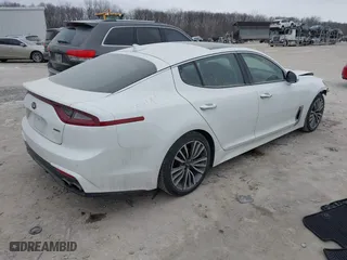 2019 Kia Stinger Premium with VIN KNAE25LAXK6054730, listed as a IAAI auction lot 41392041 with 62,457 mi miles. Bid and sale history available at carsss.com. Image 4.