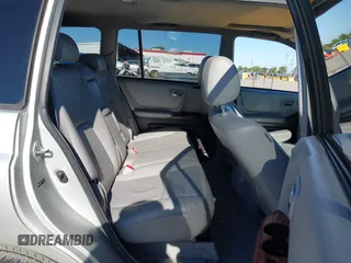 2006 Toyota Highlander with VIN JTEDW21A460015561, listed as a IAAI auction lot 42864235 with 202,859 mi miles and . Bid and sale history available at DreamBid. Image 8.