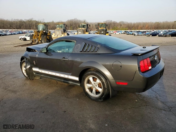 2008 Ford Mustang Deluxe with VIN 1ZVHT80N585132736, listed as a Copart auction lot 88922665 with 0 mi miles and Clean Title. Bid and sale history available at carsss.com. Image 2.