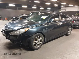 2012 Hyundai Sonata Limited z VIN 5NPEC4AC2CH459115, wystawiony jako IAAI lot #41984793 z przebiegiem 320 814 mil mil oraz . Historia ofert i sprzedaży dostępna na DreamBid. Obrazek 17.