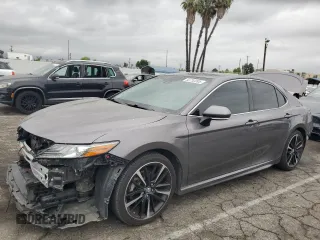 2019 Toyota Camry XSE with VIN 4T1B61HK5KU220194, listed as a Copart auction lot 53753995 with 54,663 mi miles and Salvage Title. Bid and sale history available at carsss.com. Image 1.