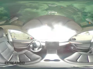 2022 Tesla Model 3 z VIN 5YJ3E1EA5NF155772, wystawiony jako Copart lot #50805725 z przebiegiem 73 491 mil mil oraz Szkoda całkowita • Salvage title. Historia ofert i sprzedaży dostępna na DreamBid. Obrazek 14.